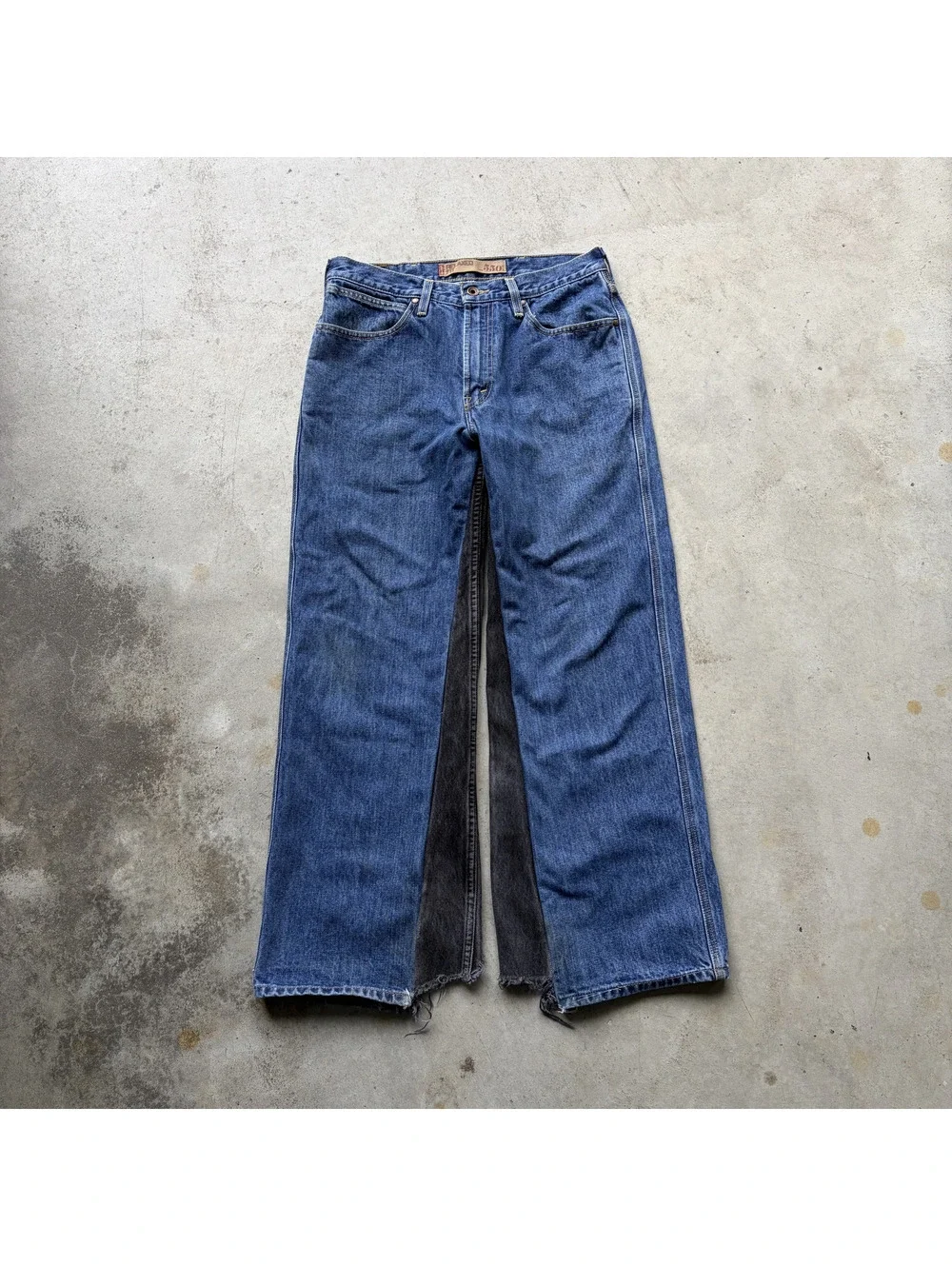 Reworked Levi's 550 Relaxed Fit Two-Tone Denim Jeans W32 L30